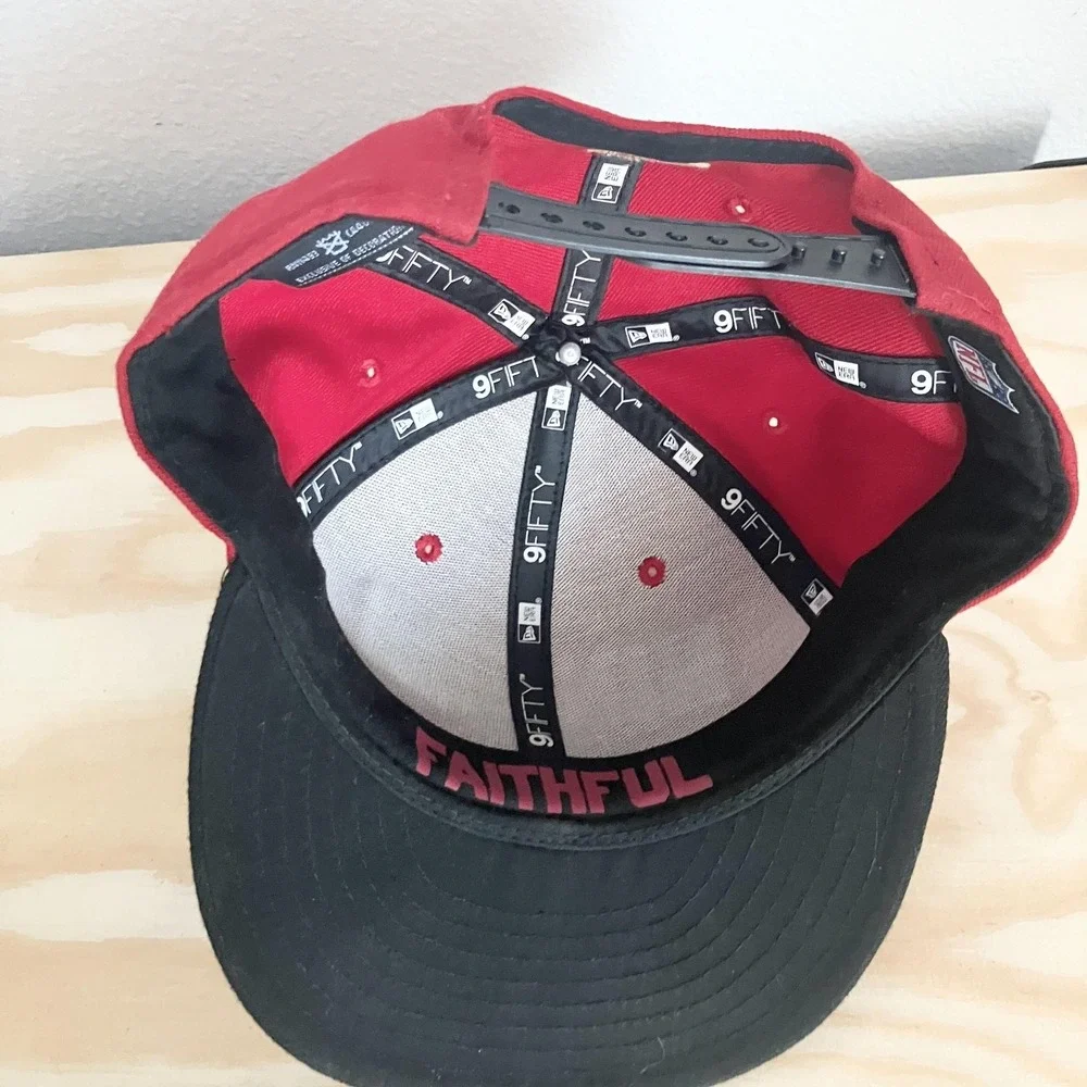 San Francisco 49ers Hat Cap Snap Back Mens One Size‎ Red NFL Football New Era